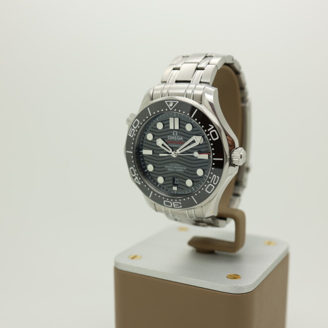 Omega Seamaster 300M 21030422001001 2019