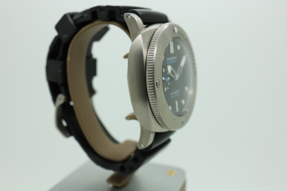 Panerai Submersible PAM01305 2019 - Image 5
