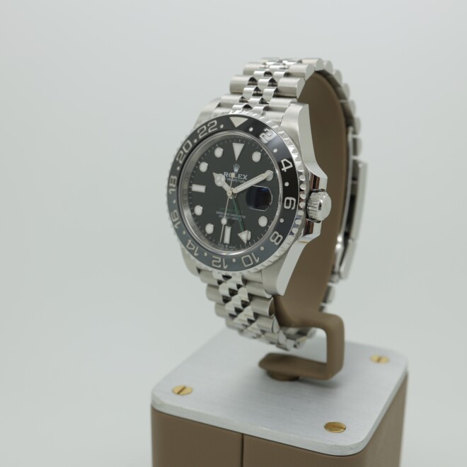 Rolex GMT-Master II – 126710GRNR New 2025