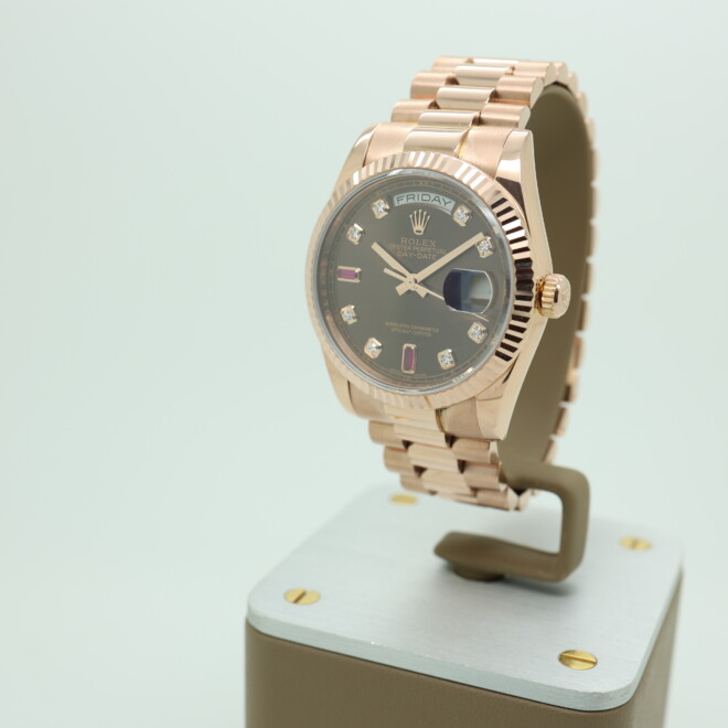 ROLEX Day Date Chocolate Ruby 36 mm 118235 2018 foto 1