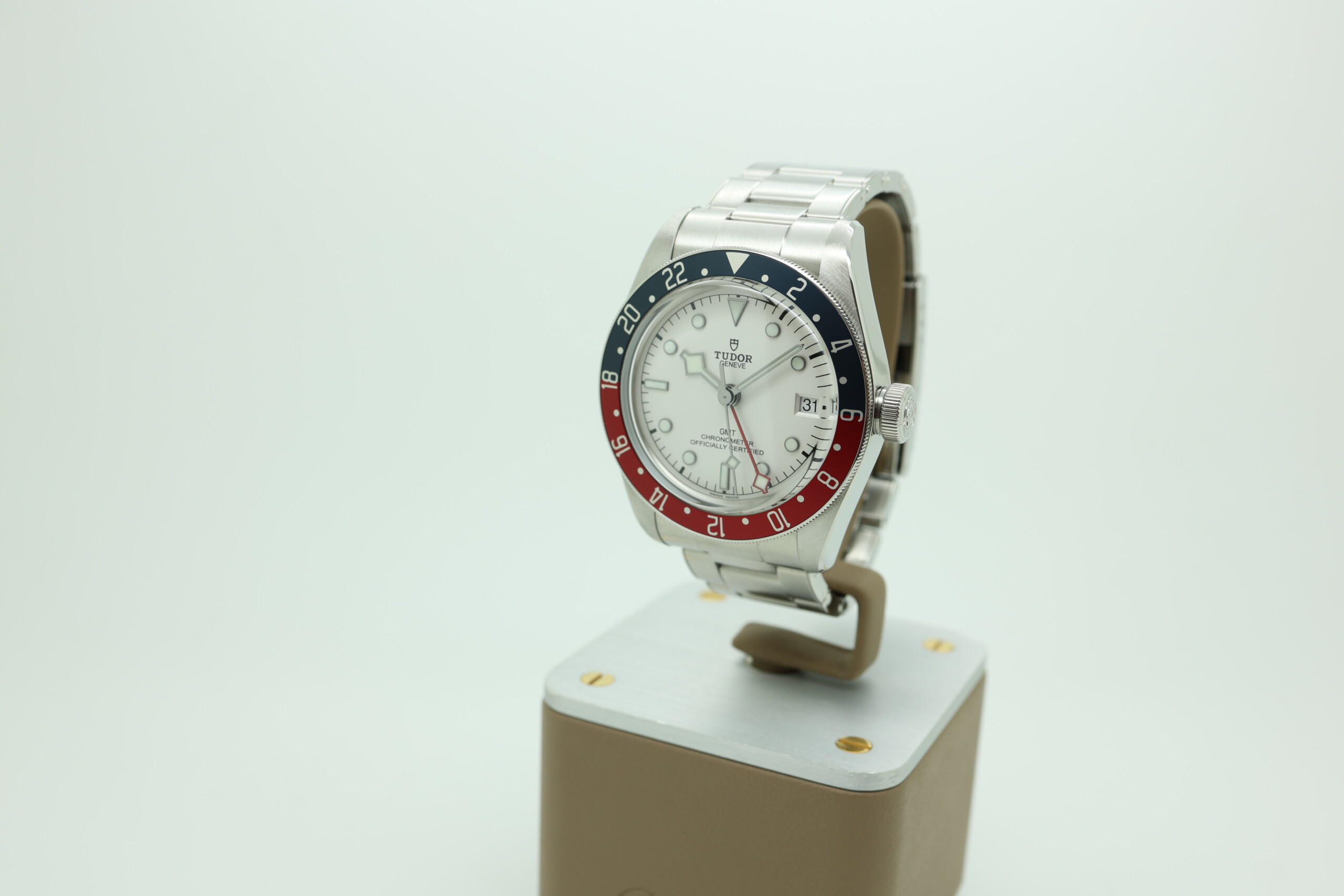 TUDOR GMT Opaline Opaline 41 mm 79830RB 2025